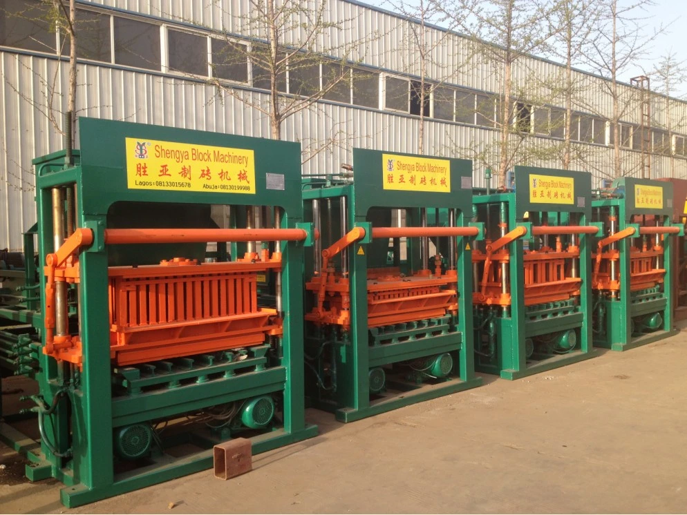 Hydraulic Semi-Automatic Brick Making Machine (QT5-20)